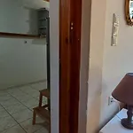 度假居 Dafnon Stone House *