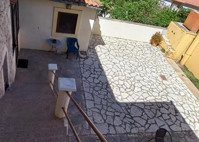 Dafnon Stone House Дом отдыха Леонидион