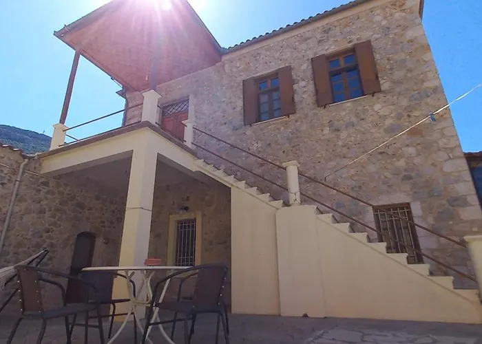 Dafnon Stone House Дом отдыха *